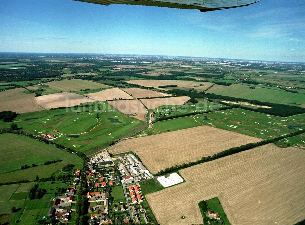 Luftbild Groß - Kienitz - Golfplatz bei Groß-Kienitz am Flughafen Berlin - Schönefeld / BRB.