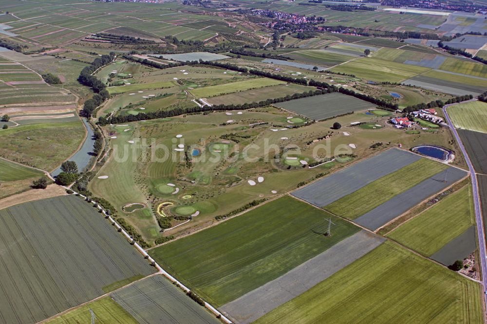 Mommenheim aus der Vogelperspektive: Golfplatz Domtal Mommenheim