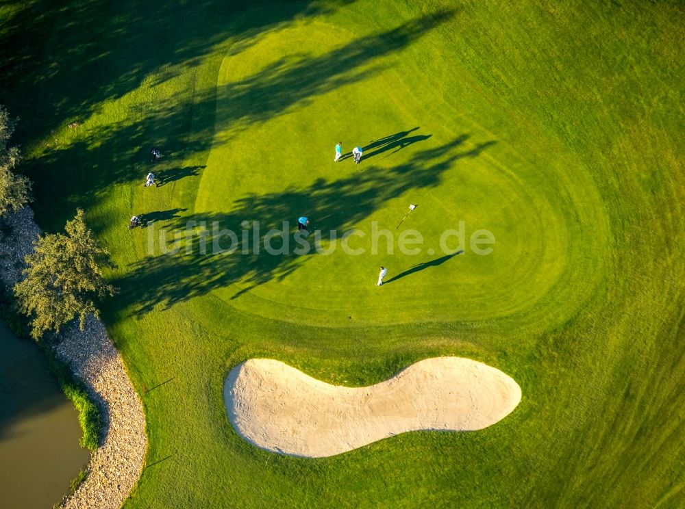 Luftbild Duisburg - Golfplatz in Duisburg im Bundesland Nordrhein-Westfalen