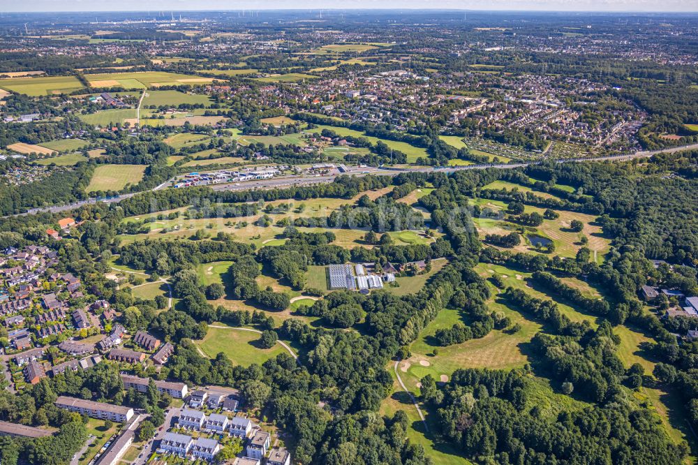 Gelsenkirchen aus der Vogelperspektive: Golfplatz Gelsenkirchener Golfclub Haus Leythe e. V. an der Middelicher Straße in Gelsenkirchen im Bundesland Nordrhein-Westfalen, Deutschland