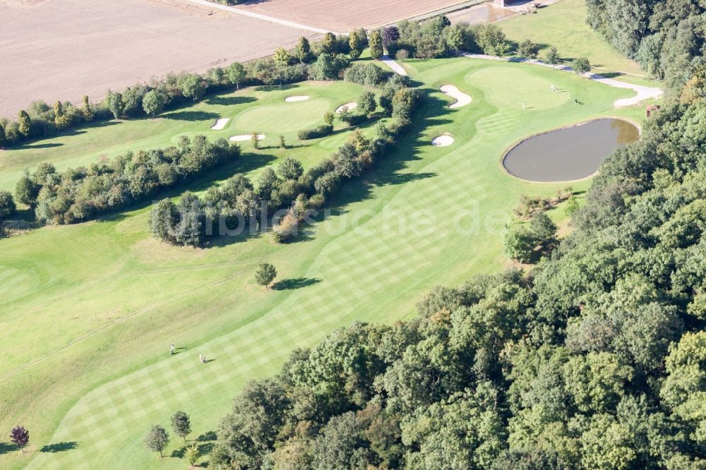 Swisttal aus der Vogelperspektive: Golfplatz des Golf Club Schloss Miel im Ortsteil Miel in Swisttal im Bundesland Nordrhein-Westfalen, Deutschland