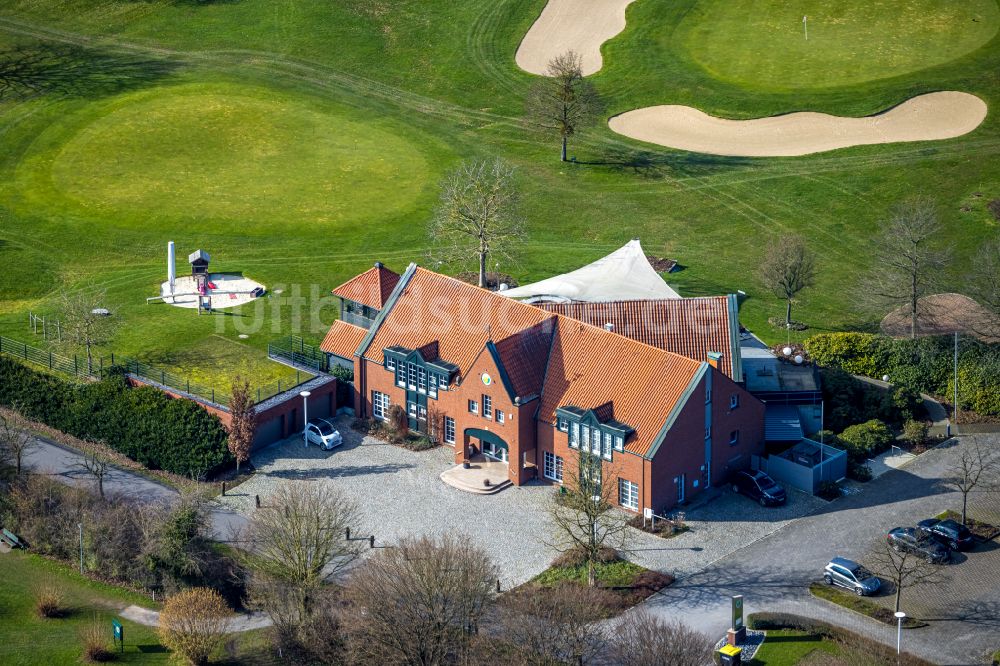 Luftaufnahme Fröndenberg/Ruhr - Golfplatz Golf-Club Unna-Fröndenberg e.V. in Fröndenberg/Ruhr im Bundesland Nordrhein-Westfalen, Deutschland