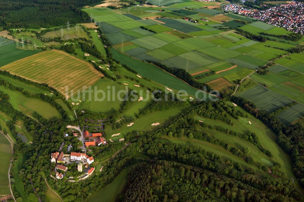 Luftaufnahme Neckarwestheim - Golfplatz Golf- und Landclub Schloß Liebenstein e.V. in Neckarwestheim im Bundesland Baden-Württemberg, Deutschland