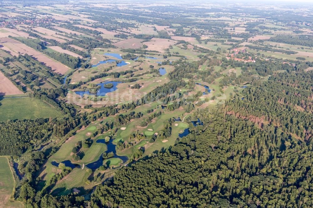 Luftbild Lüdersburg - Golfplatz Golfanlage Schloss Lüdersburg in Lüdersburg im Bundesland Niedersachsen, Deutschland