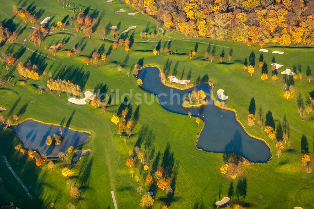 Kamp-Lintfort von oben - Golfplatz Golfclub Am Kloster-Kamp e.V. an der Kirchstraße im Ortsteil Niersenbruch in Kamp-Lintfort im Bundesland Nordrhein-Westfalen, Deutschland