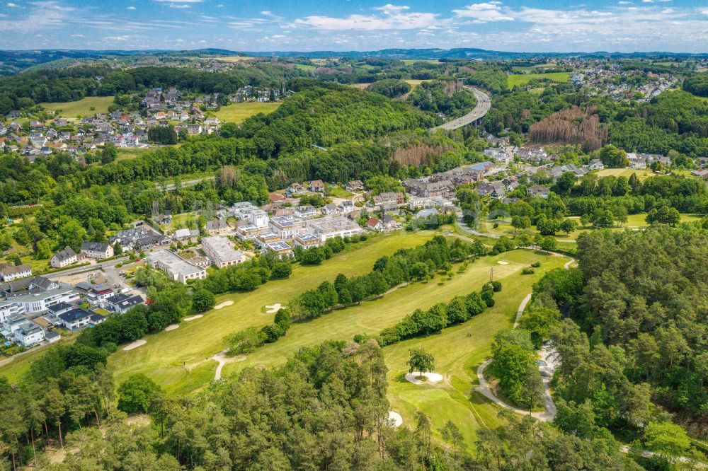 Overath von oben - Golfplatz Golfclub Der Lüderich in Overath im Bundesland Nordrhein-Westfalen, Deutschland