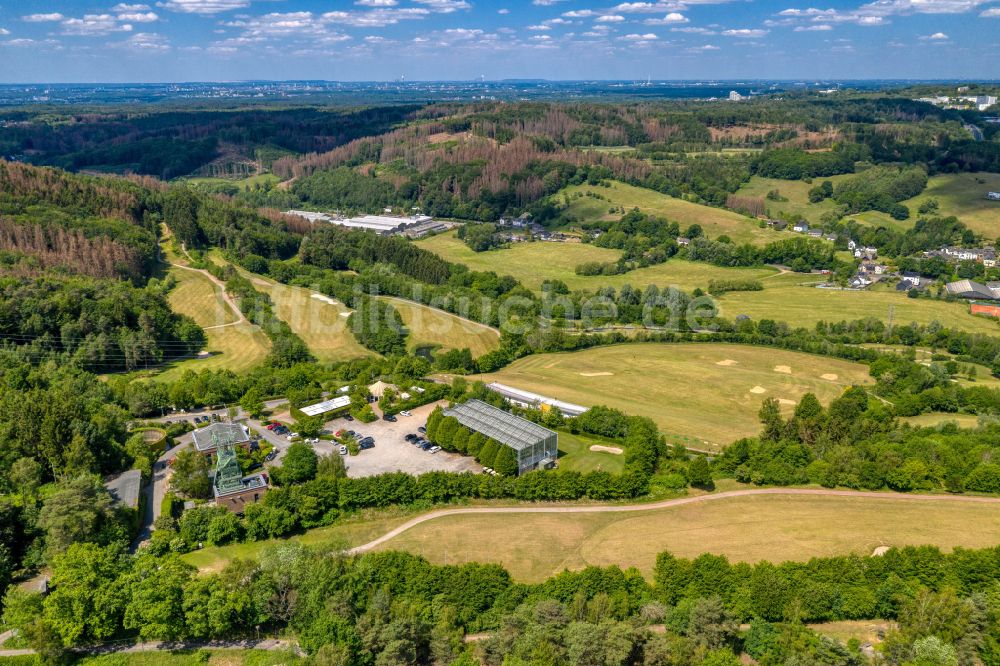 Overath aus der Vogelperspektive: Golfplatz Golfclub Der Lüderich in Overath im Bundesland Nordrhein-Westfalen, Deutschland