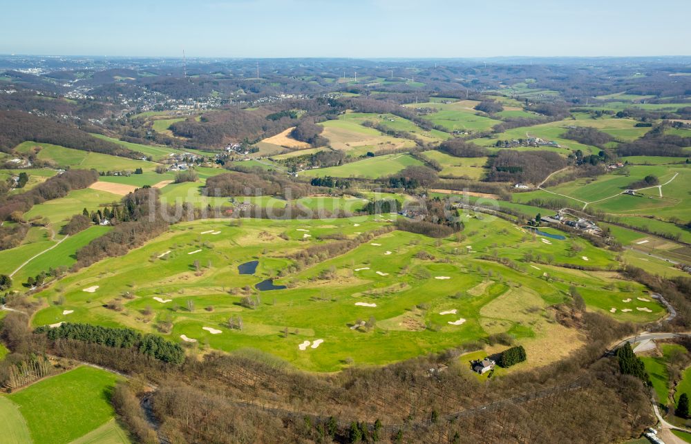 Velbert aus der Vogelperspektive: Golfplatz Golfclub Velbert Gut Kuhlendahl e.V. in Velbert im Bundesland Nordrhein-Westfalen, Deutschland