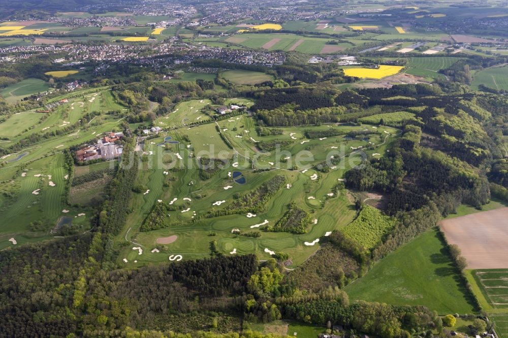 Fröndenberg/Ruhr von oben - Golfplatz des Golfclubs Gut-Neuenhof in Fröndenberg/Ruhr im Bundesland Nordrhein-Westfalen