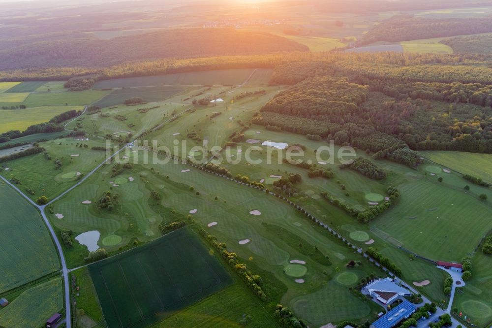 Schonungen von oben - Golfplatz des Golfclubs Schweinfurt e.V. im Ortsteil Löffelsterz in Schonungen im Bundesland Bayern, Deutschland