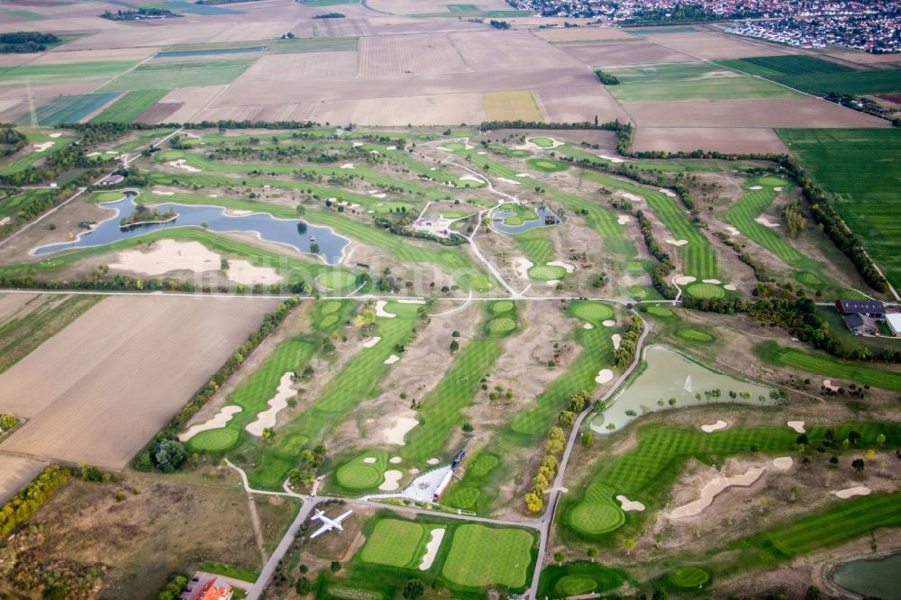 Wattenheim aus der Vogelperspektive: Golfplatz Golfpark Biblis-Wattenheim *****GOLF absolute in Wattenheim im Bundesland Hessen, Deutschland