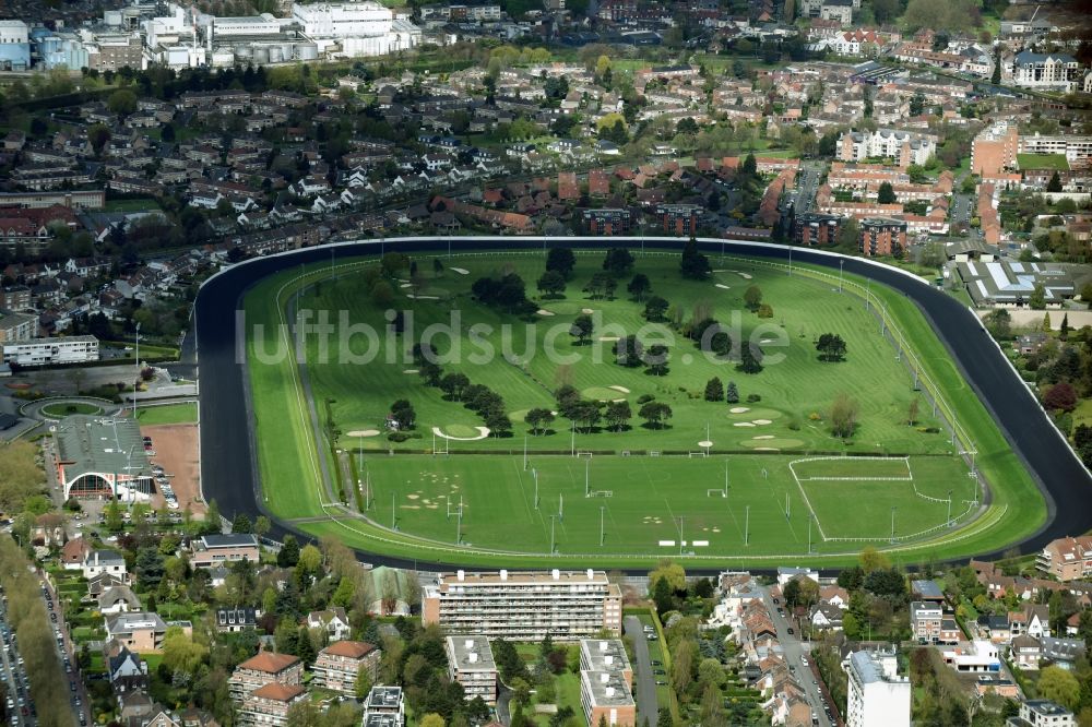 Marcq-en-Barœul aus der Vogelperspektive: Golfplatz in Marcq-en-Baroel in Nord-Pas-de-Calais Picardie, Frankreich