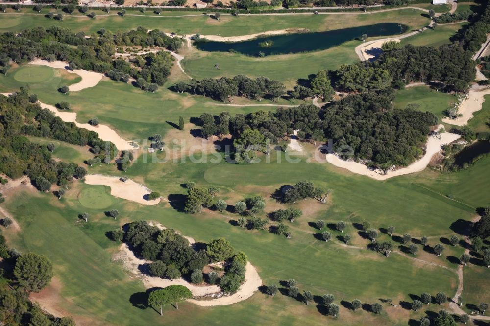 Luftbild Pollença - Golfplatz in Pollença Mallorca auf der balearischen Mittelmeerinsel Mallorca, Spanien