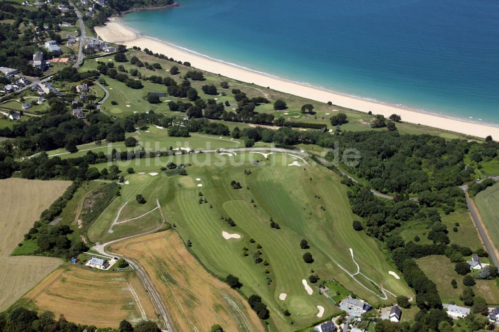 Saint-Cast-le-Guildo von oben - Golfplatz Saint Cast Pen Guen in Saint-Cast-le-Guildo in Bretagne, Frankreich