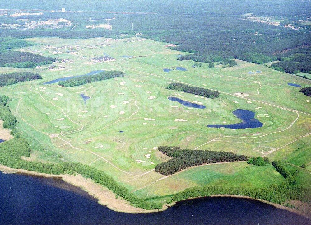 Seddin aus der Vogelperspektive: Golfplatz am Seddiner See.