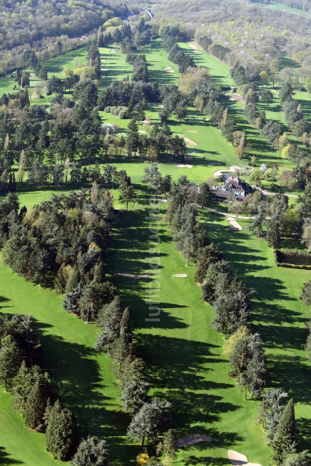 Versailles aus der Vogelperspektive: Golfplatz in Versailles in Ile-de-France, Frankreich