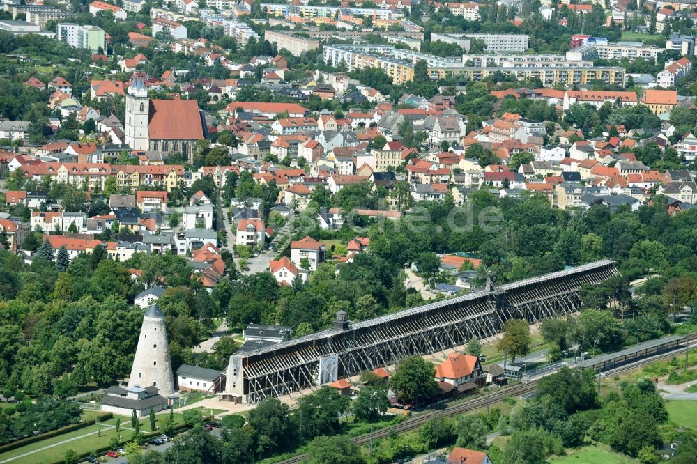 Schönebeck (Elbe) aus der Vogelperspektive: Gradierwerk und Soleturm in Schönebeck (Elbe) im Bundesland Sachsen-Anhalt