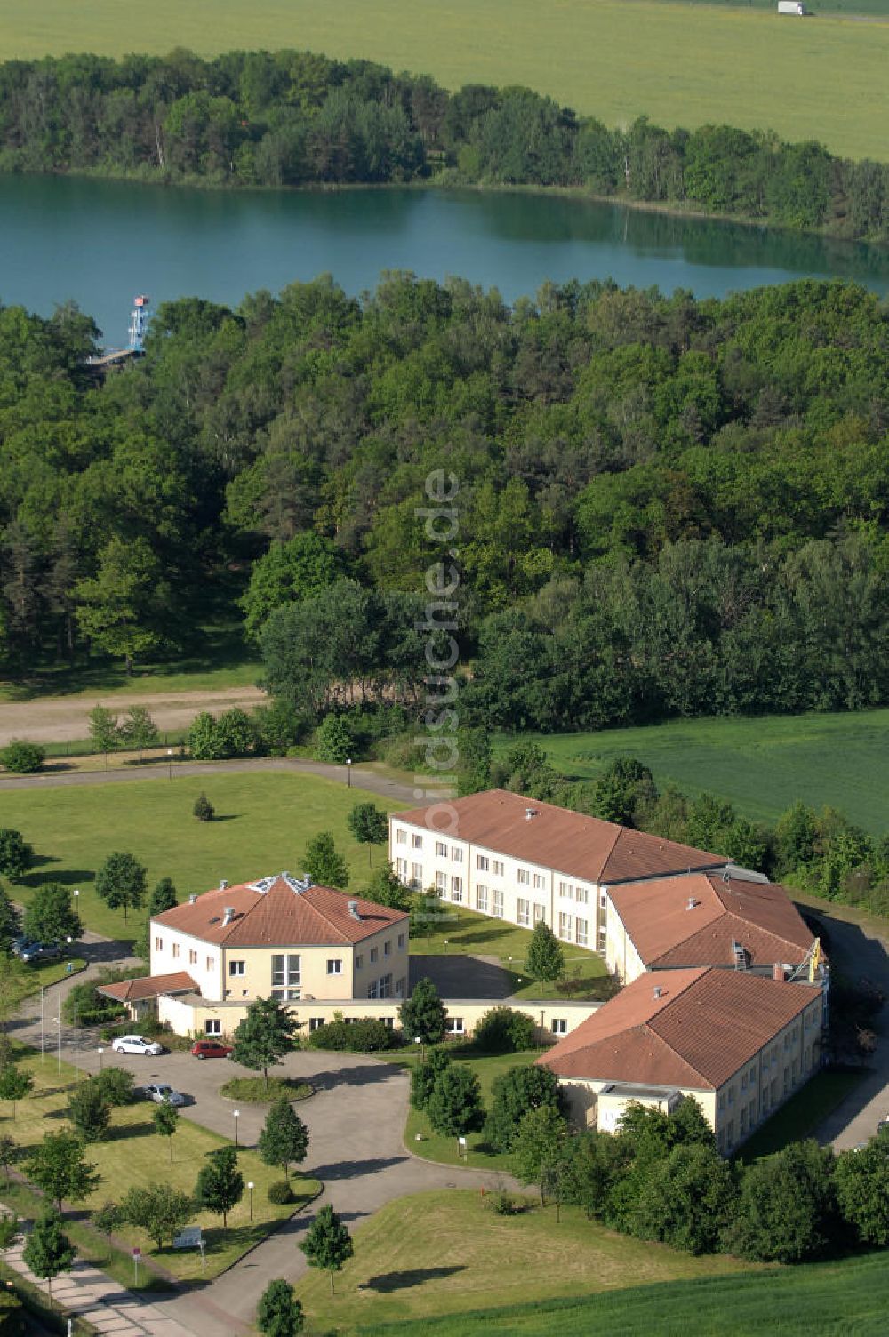 Dessau von oben - Grand City Parkhotel Dessau