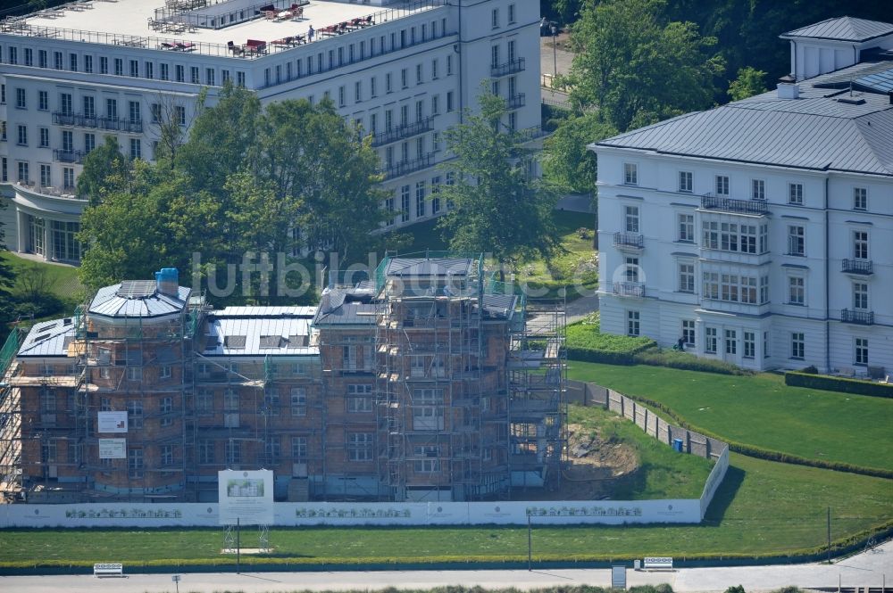 Ostseebad Heiligendamm aus der Vogelperspektive: Grand Hotel Heiligendamm mit der Burg Hohenzollern in Mecklenburg-Vorpommern