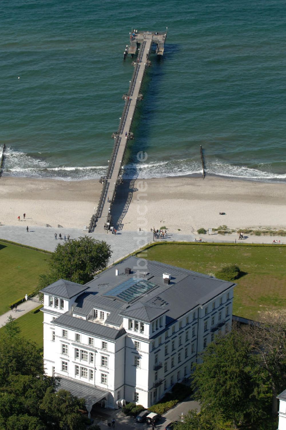 Heiligendamm aus der Vogelperspektive: Grand Hotel Heiligendamm (Haus Grand Hotel)