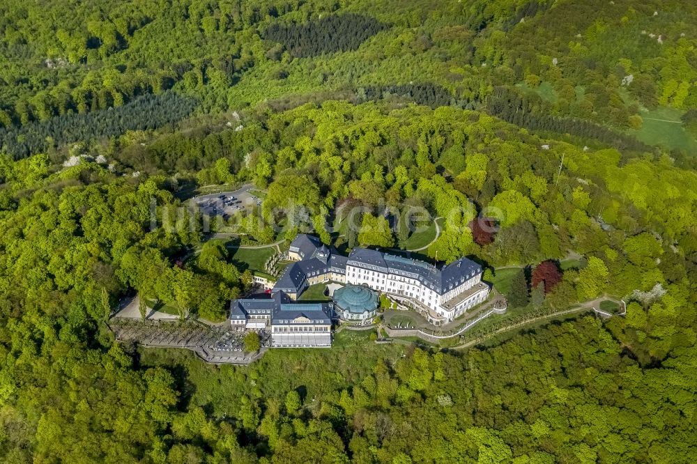 Königswinter von oben - Grandhotel Petersberg bei Konigswinter im Bundesland Nordrhein-Westfalen