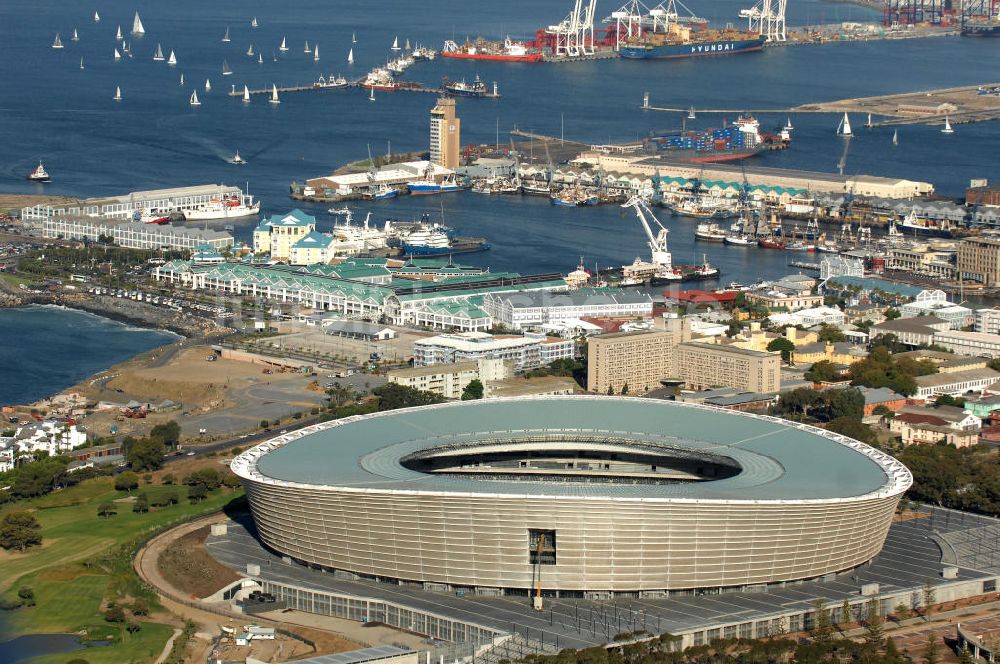 Luftaufnahme Kapstadt - Green Point Stadion / Stadium in Kapstadt / Cape Town in Südafrika / South Africa