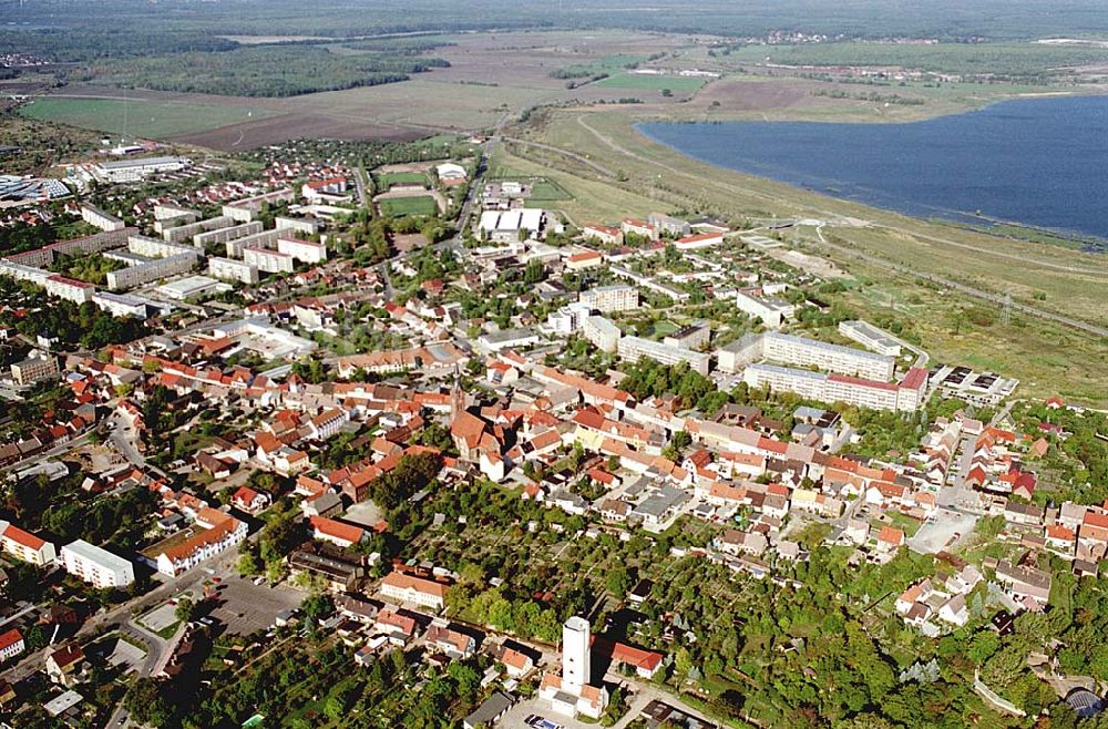 Luftbild Gräfenhainichen/ Sachsen-Anhalt - Gräfenhainichen/ Sachsen-Anhalt 21.09.2003 Blick auf die Stadt am Naturpark Dübener Heide