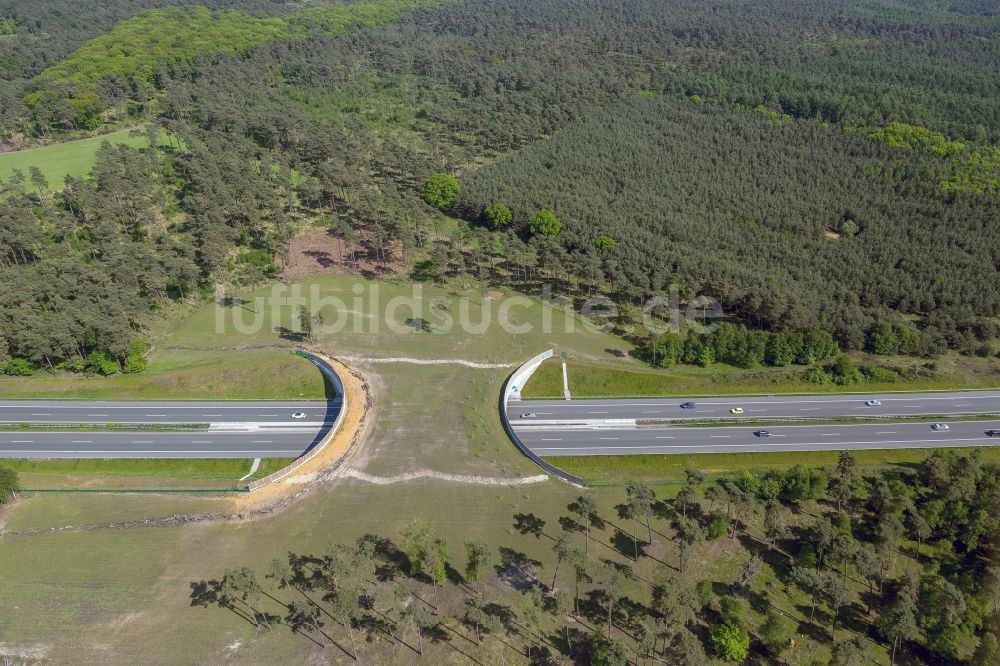 Luftaufnahme Schermbeck - Grünbrücke über die A 31 bei Schermbeck im Bundesland Nordrhein-Westfalen