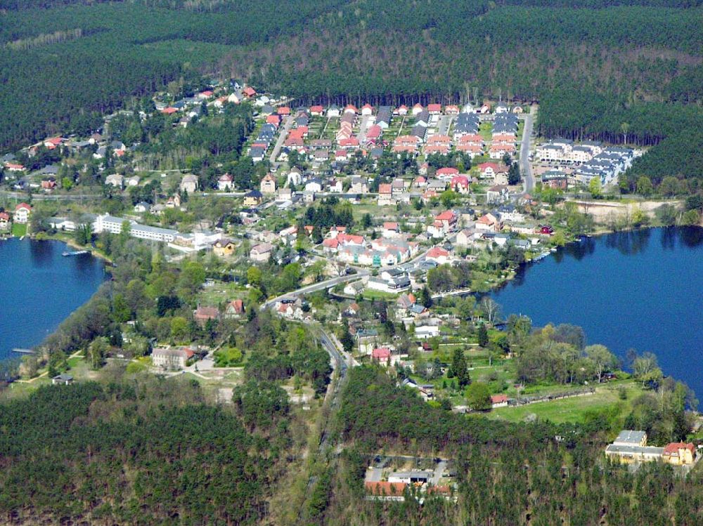 Luftbild Grünheide / Mark - 21.04.2005 Grünheide / Mark Blick auf Grünheide am Woerlsee.