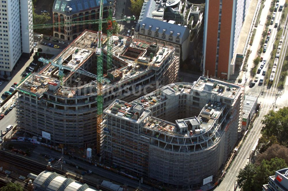 Berlin aus der Vogelperspektive: Groß-Baustelle Hackesches Quartier in Berlin