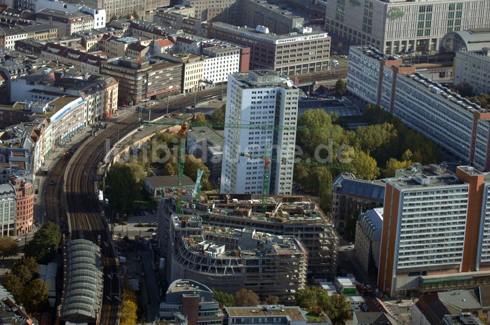 Berlin aus der Vogelperspektive: Groß-Baustelle Hackesches Quartier in Berlin