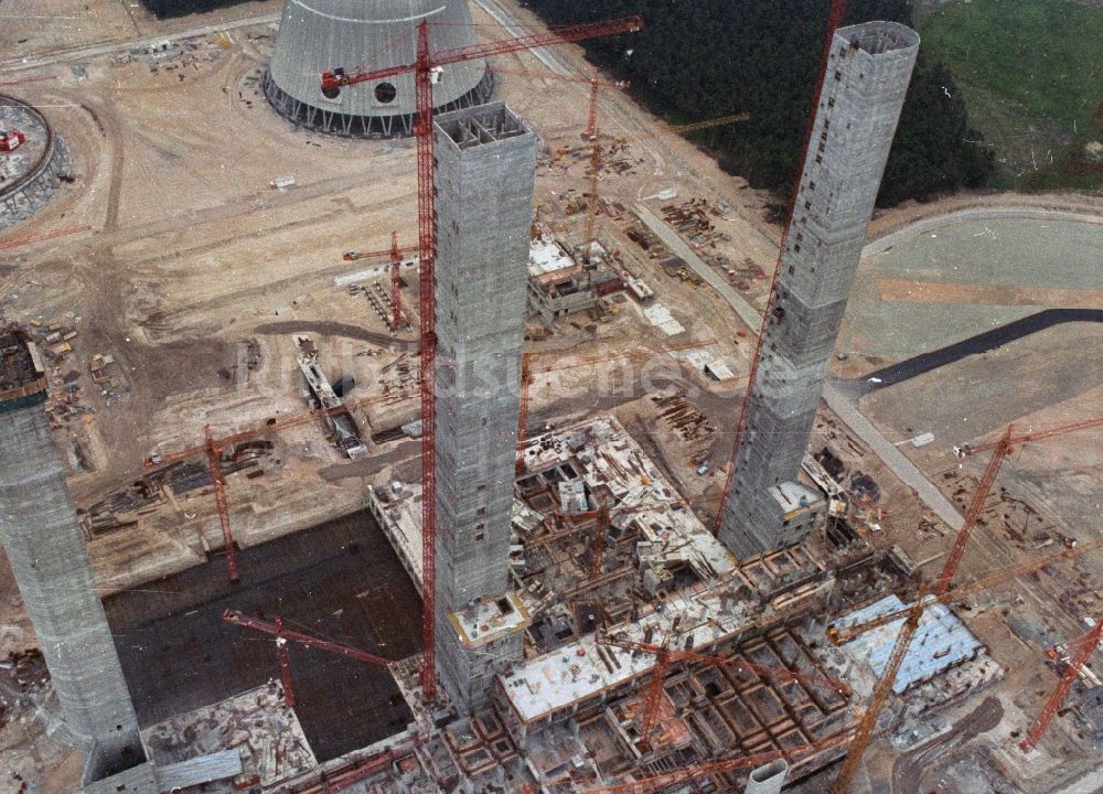 Luftbild Spremberg OT Schwarze Pumpe - Groß- Baustelle zum Neubau des Braunkohle- Kraftwerkes Schwarze Pumpe auf dem Abriß- Gelände alter DDR- Kraftwerke in Schwarze Pumpe , einem Ortsteil von Spremberg im Bundesland Brandenburg