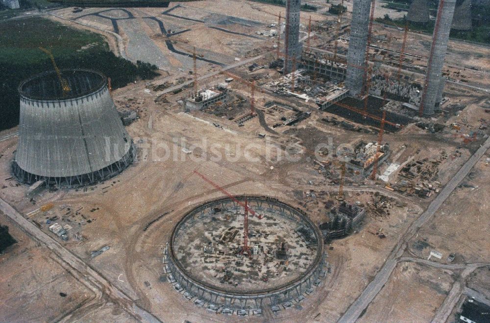 Spremberg OT Schwarze Pumpe von oben - Groß- Baustelle zum Neubau des Braunkohle- Kraftwerkes Schwarze Pumpe auf dem Abriß- Gelände alter DDR- Kraftwerke in Schwarze Pumpe , einem Ortsteil von Spremberg im Bundesland Brandenburg