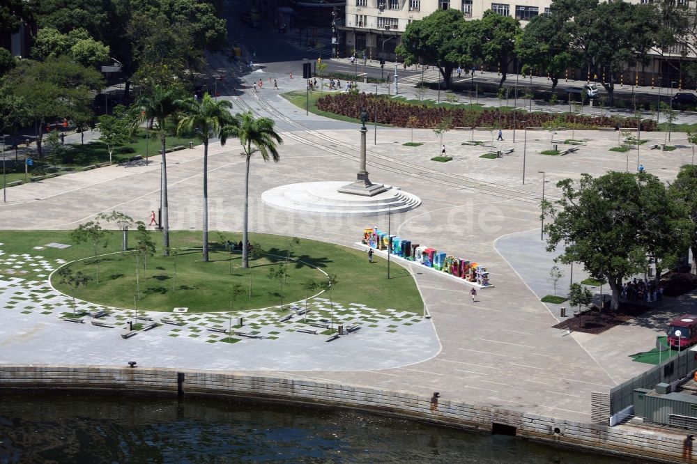 Luftaufnahme Rio de Janeiro - Groß- Buchstaben- Schriftzug #cidadeolimpica auf dem Gelände des Olympiapark vor den Sommerspielen der Spiele der XXXI. Olympiade in Rio de Janeiro in Rio de Janeiro, Brasilien