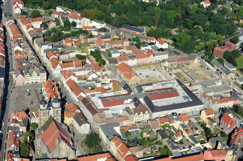 Luftaufnahme Wittenberg - Großbaustelle Einkaufszentrums Arsenal in der Innensatdt von Wittenberg in Sachsen-Anhalt