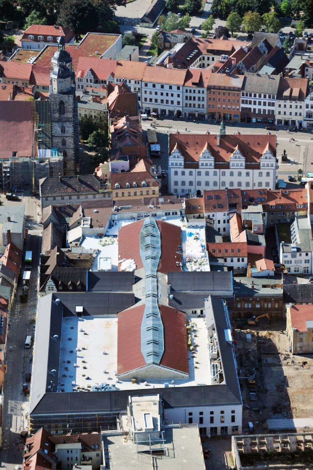 Luftaufnahme Wittenberg - Großbaustelle Einkaufszentrums Arsenal in der Innensatdt von Wittenberg in Sachsen-Anhalt