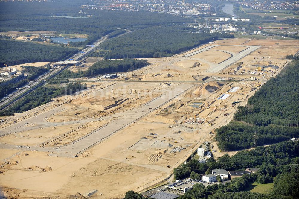 Luftaufnahme Frankfurt am Main - Großbaustelle der künftigen Landebahn
Nordwest am FRAPORT Flughafen Frankfurt