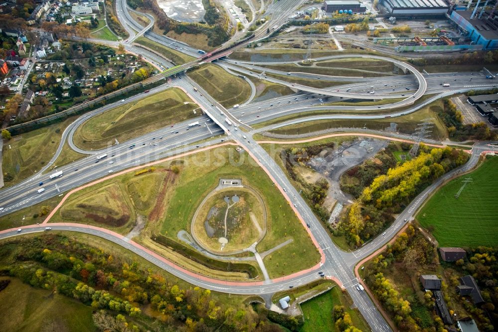 Bochum aus der Vogelperspektive: Großbaustelle zum Umbau der Bundes- Autobahn BAB A40 in Bochum im Bundesland Nordrhein-Westfalen