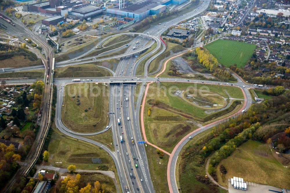 Luftbild Bochum - Großbaustelle zum Umbau der Bundes- Autobahn BAB A40 in Bochum im Bundesland Nordrhein-Westfalen