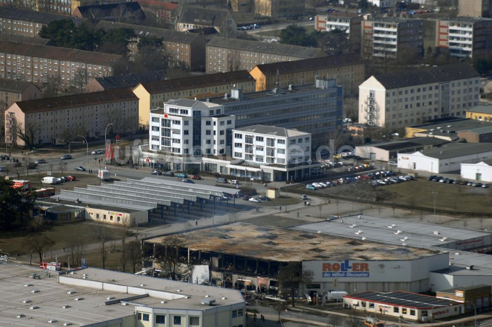 Luftaufnahme Eisenhüttenstadt - Großbrand im Einkaufszentrum / large fire in a shopping center Eisenhüttenstadt