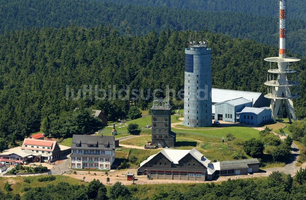 Brotterode aus der Vogelperspektive: Großer Inselsberg mit den Sendetürmen der Deutschen Telekom AG bei Brotterode im Bundesland Thüringen