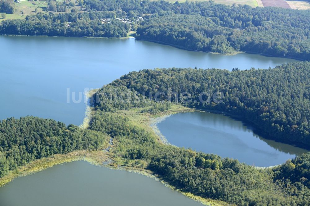 Waldsieversdorf aus der Vogelperspektive: Großer Klobichsee und Seenlandschaft in Waldsieversdorf im Bundesland Brandenburg