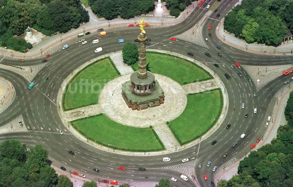 Berlin - Tiergarten aus der Vogelperspektive: Großer Stern im Tiergarten