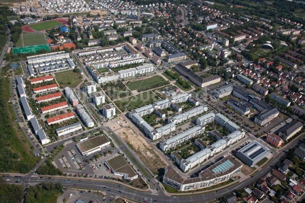 Mainz aus der Vogelperspektive: Großes Wohngebiet in Mainz im Bundesland Rheinland-Pfalz