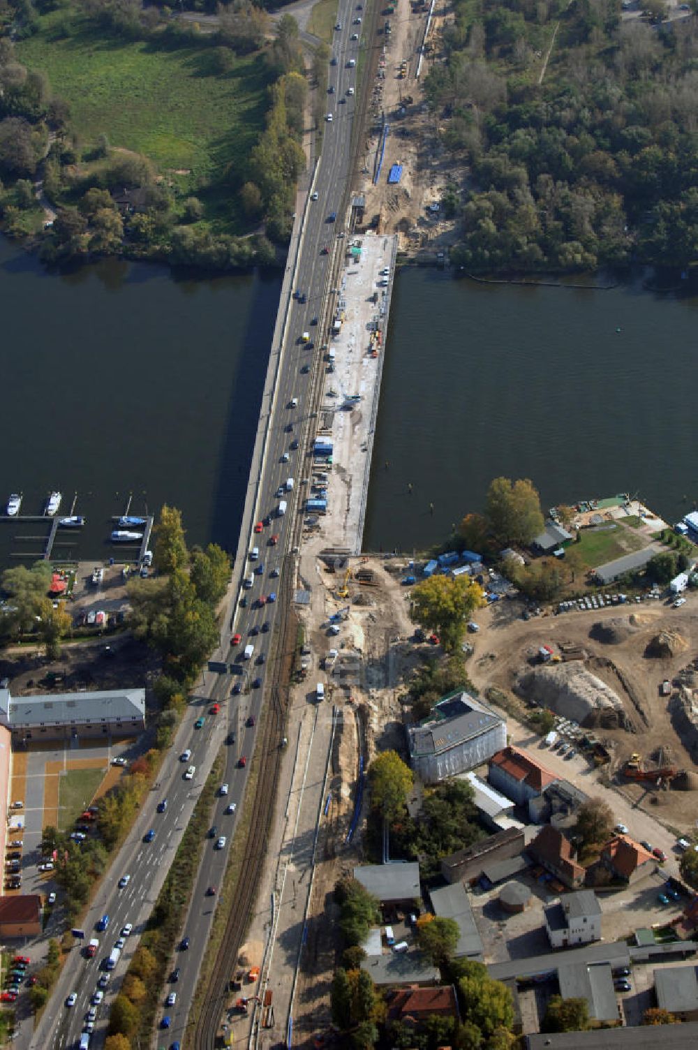 POTSDAM von oben - Größstes Potsdamer Verkehrsprojekt, die Sanierung der Humboldtbrücke