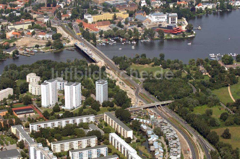 Luftaufnahme POTSDAM - Größstes Potsdamer Verkehrsprojekt, die Sanierung der Humboldtbrücke