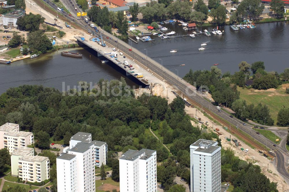 POTSDAM von oben - Größstes Potsdamer Verkehrsprojekt, die Sanierung der Humboldtbrücke