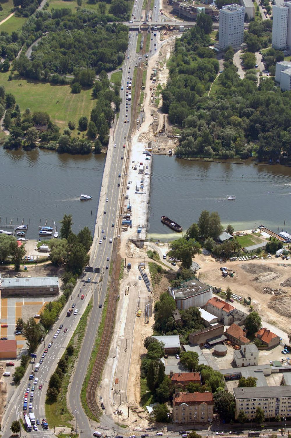 Luftbild POTSDAM - Größstes Potsdamer Verkehrsprojekt, die Sanierung der Humboldtbrücke