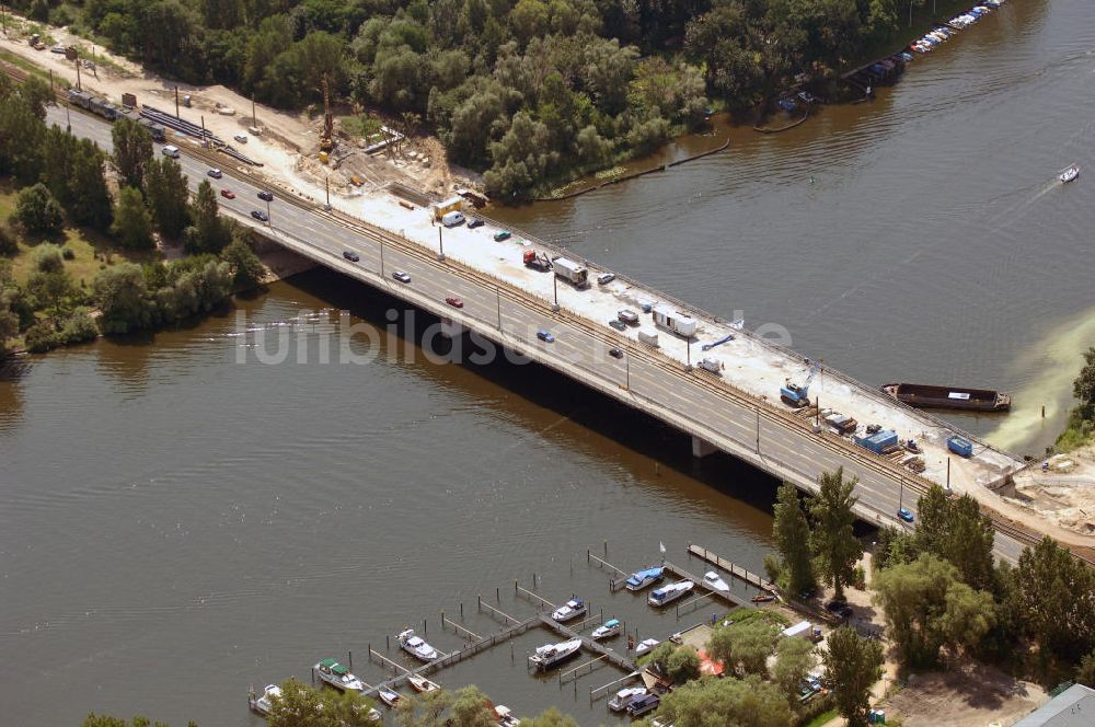 Luftbild POTSDAM - Größstes Potsdamer Verkehrsprojekt, die Sanierung der Humboldtbrücke