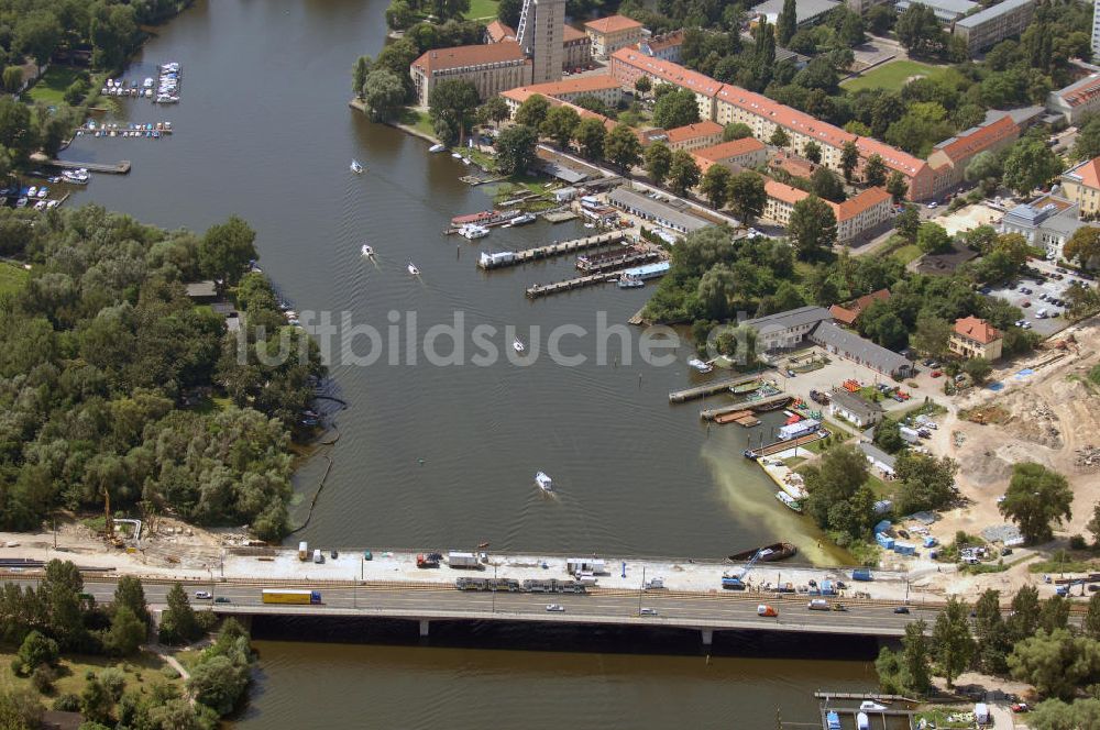 Luftaufnahme POTSDAM - Größstes Potsdamer Verkehrsprojekt, die Sanierung der Humboldtbrücke